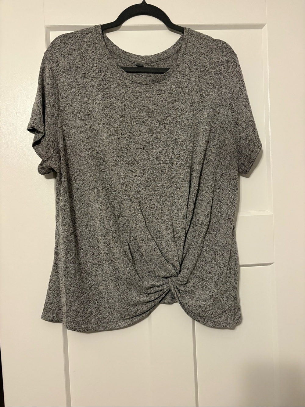 Old Navy Heather Gray Twist-Front Short Sleeve Tee